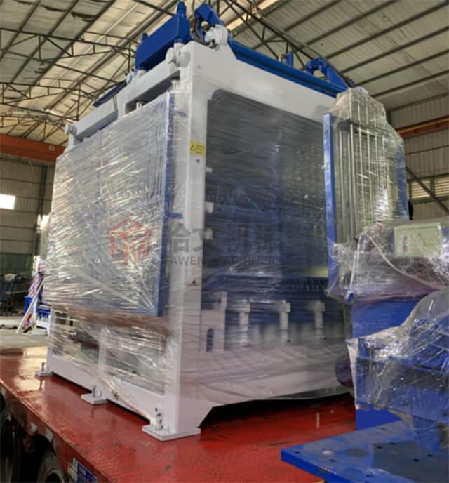 QT12 Automatic Block Machine Was Delivered To Vietnam