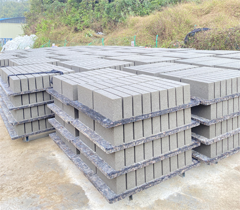 GMT Pallet for solid brick production